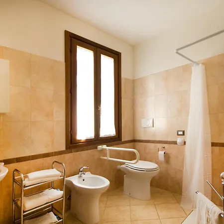 Cascina Roveri * Monzambano